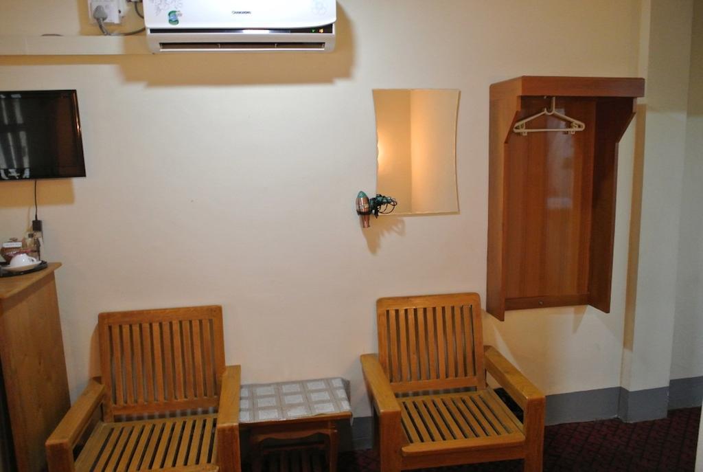 Отель Grand Empire Nyaung-U